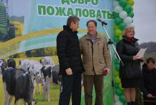 Министр сельского хозяйства РФ Александр Ткачев в «Калужской Ниве»