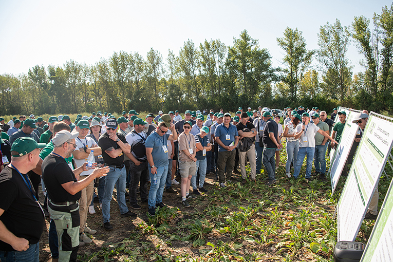 EkoNiva’s specialists gather for crop production workshop 